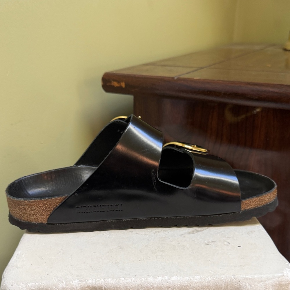 Birkenstock Arizona Black Sandals with big Gold Buckles - Picture 7 of 9